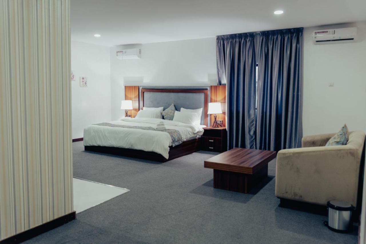 Sinclair Lake Chad Abuja Exterior photo