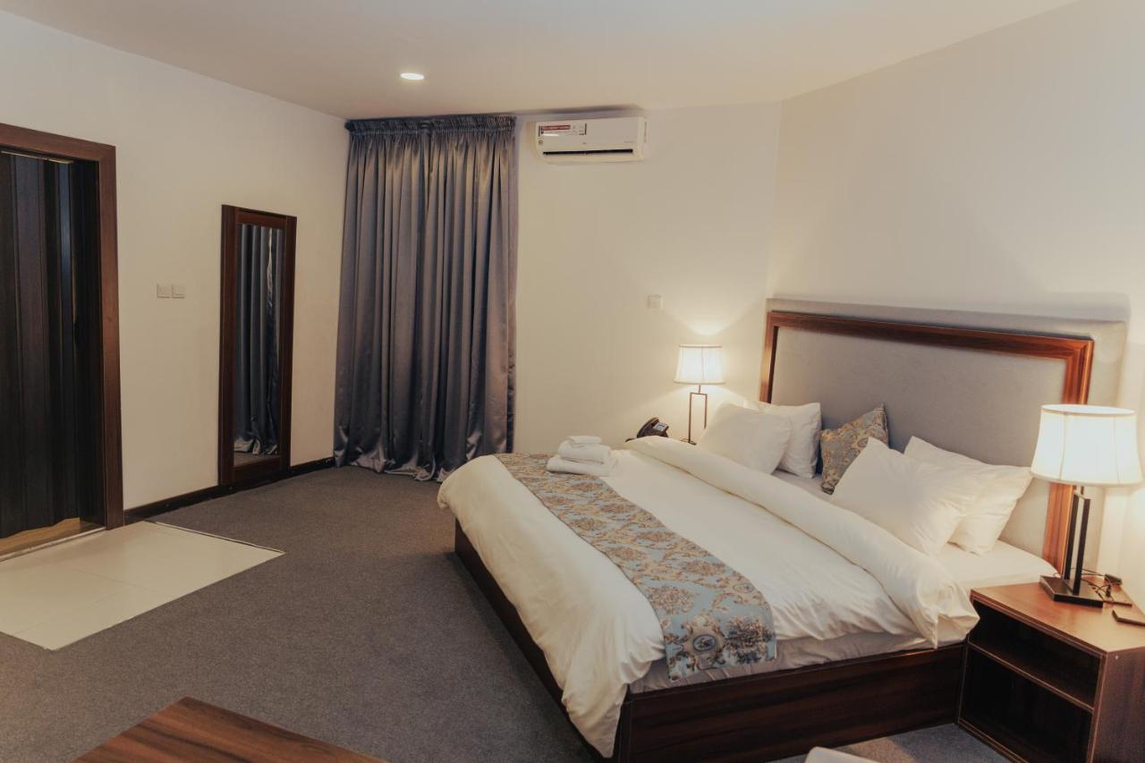 Sinclair Lake Chad Abuja Exterior photo